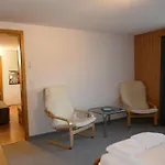 Apartment Chalet Chiebrendli